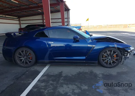 2014 Nissan Gt-R Premium z USA, uszkodzony, nr VIN JN1AR5EF5EM270882